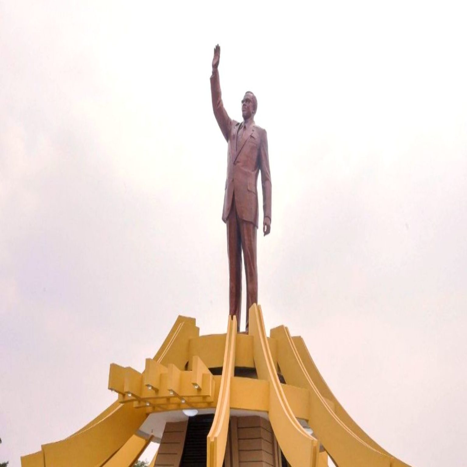 Statue de Patrice Lumumba | Mobembo